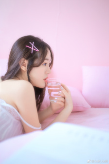 亚洲精品精华液一区